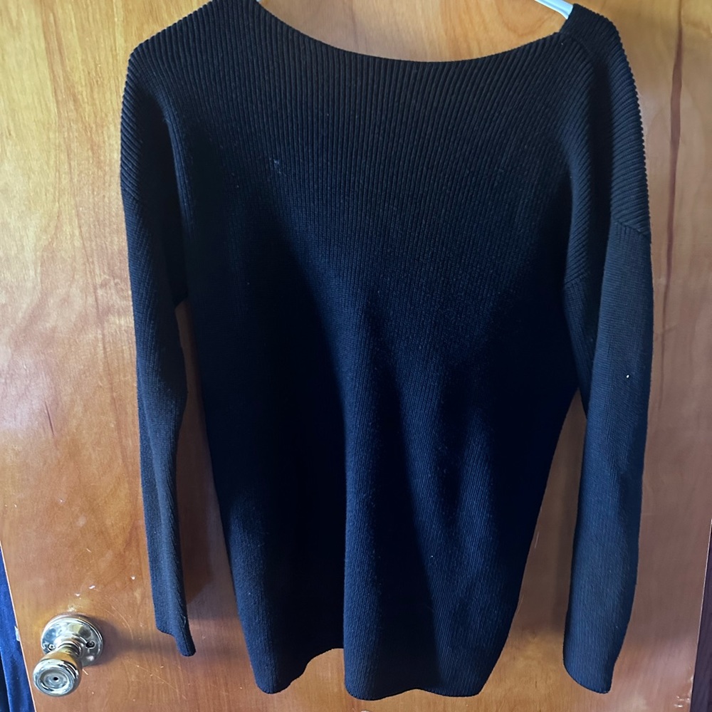 Women’s sweater